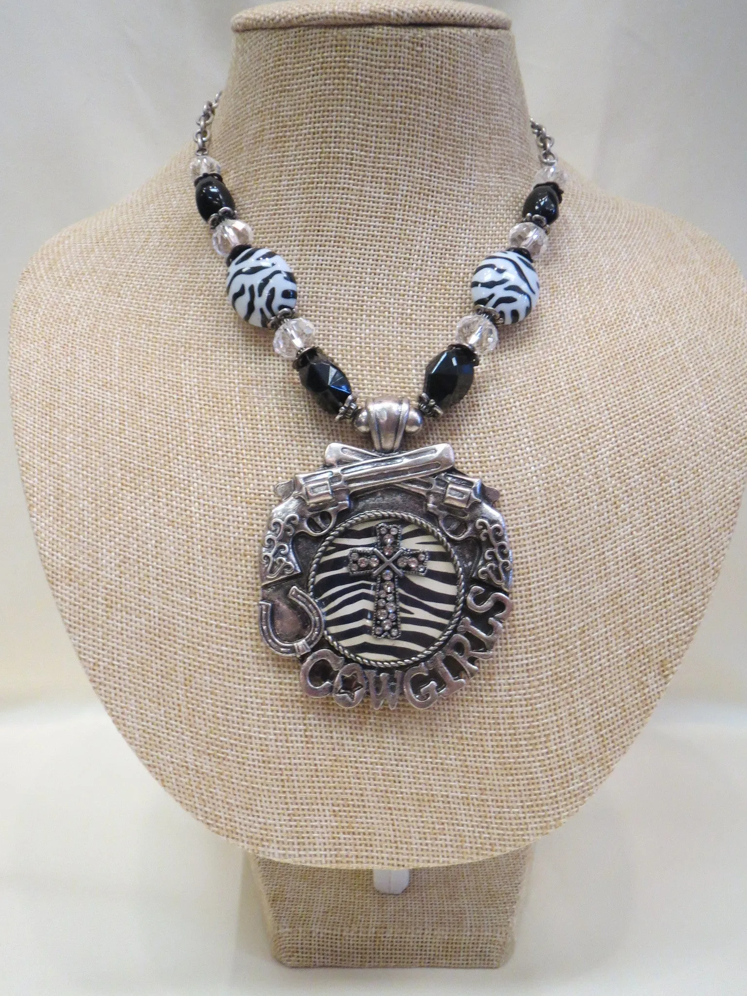 ADO | Cowgirl Pendant Necklace Black