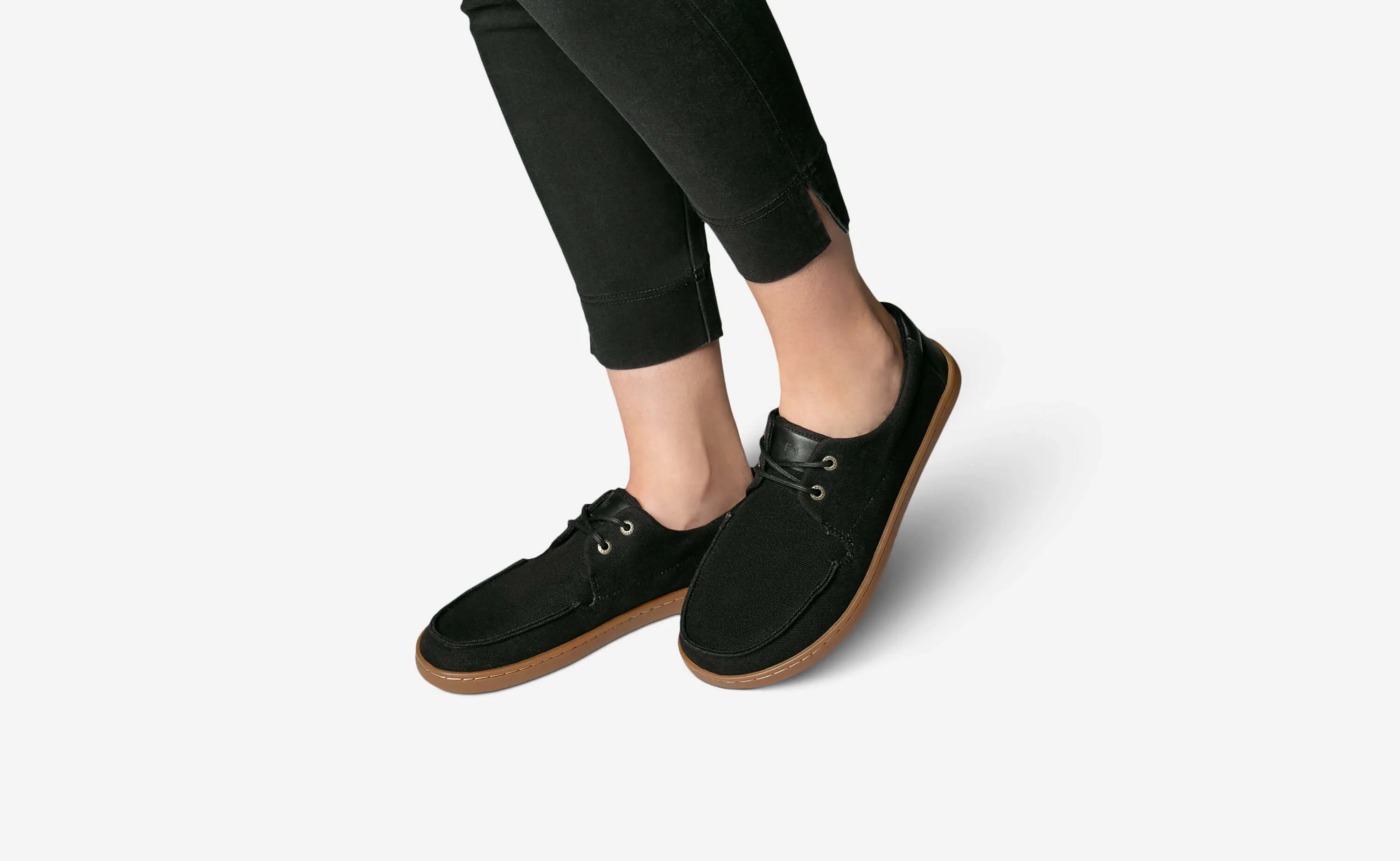 Docks - Gum Black